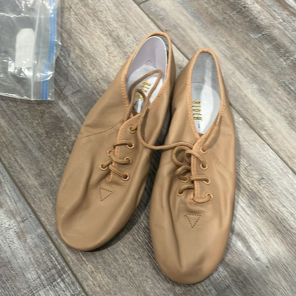 Bloch Split Sole Laced Nude Dance Shoes size 1 NEW - Picture 3 of 6